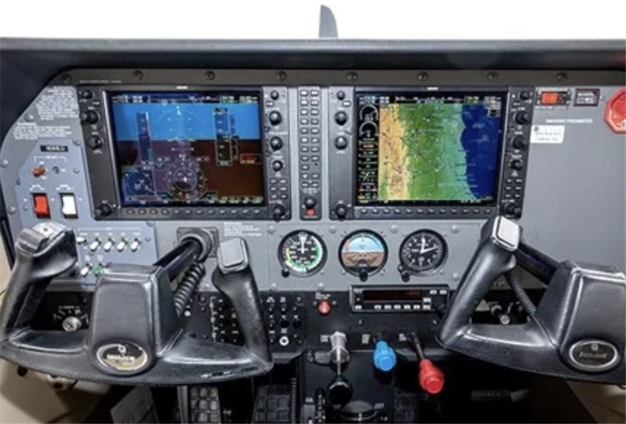 2005 Cessna 182 T