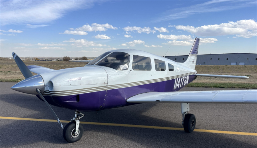 2001 Piper Archer III Aircraft