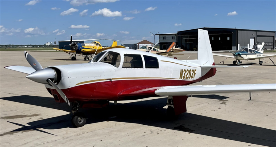 1967 Mooney M20C Aircraft