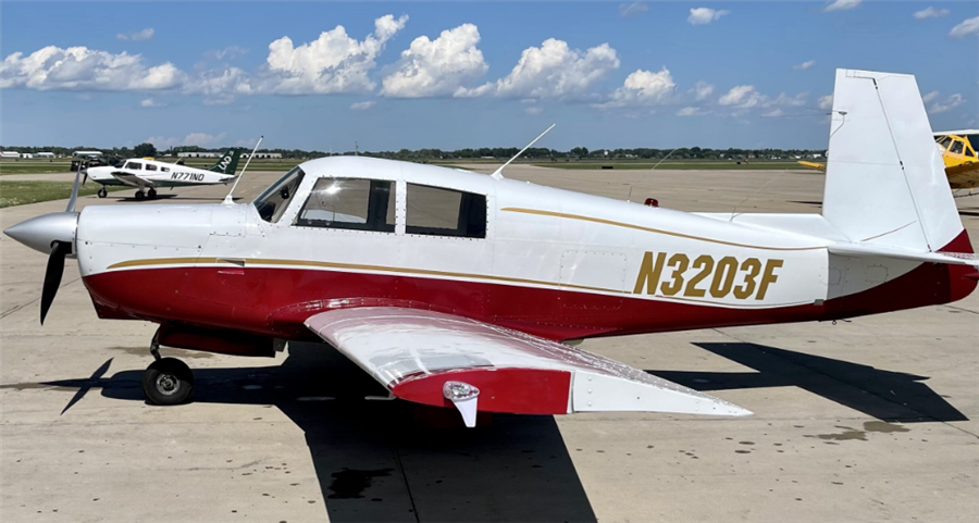 1967 Mooney M20C Aircraft