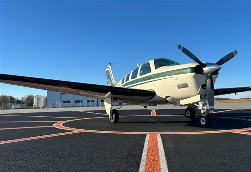 1999 Beechcraft Bonanza A36 Jaguar Special Edition