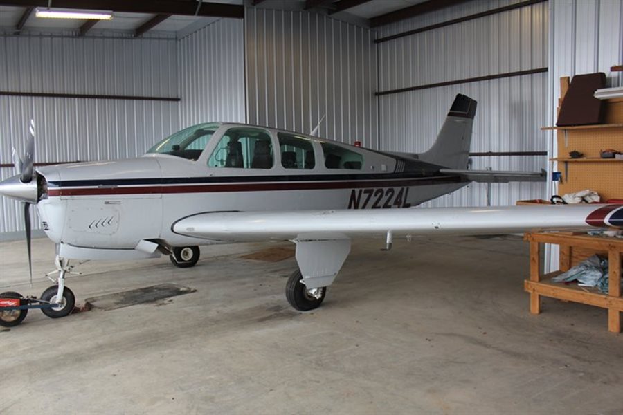 1985 Beechcraft Bonanza F33 A