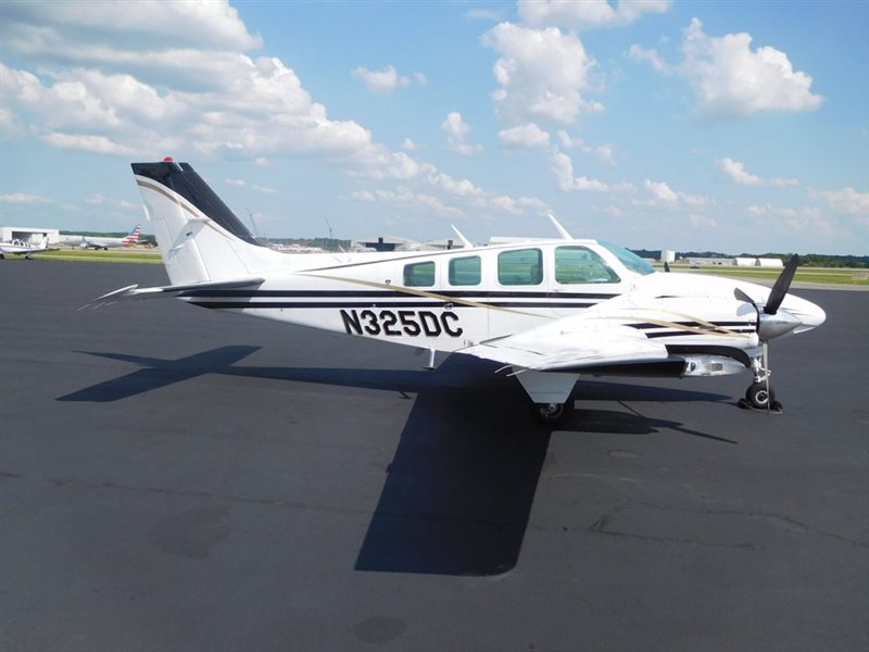 1981 Beechcraft Baron 58 Aircraft