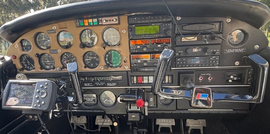 1974 Piper PA 28-180