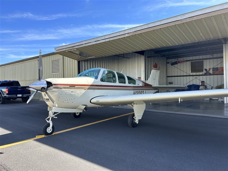 1988 Beechcraft Bonanza F33 A