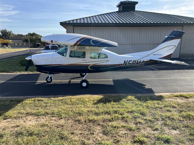 1977 Cessna T210 M