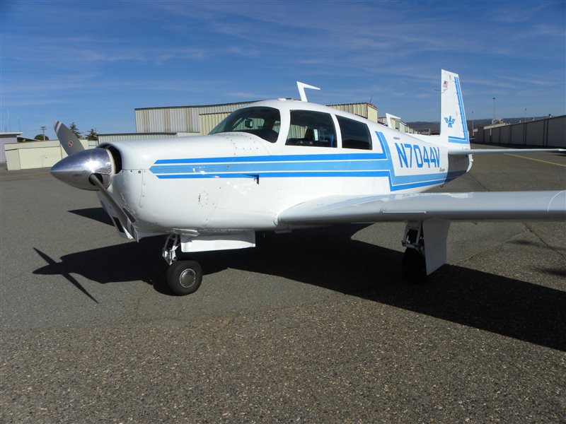 1976 Mooney M20 series C