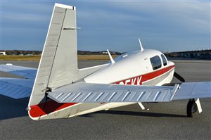 1987 Mooney M20J 205