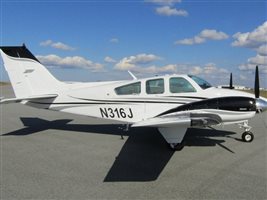 1977 Beechcraft Baron 55 B Aircraft