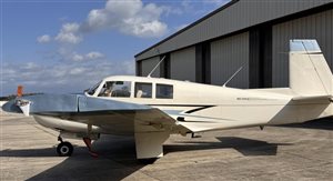 1967 Mooney M20F Aircraft