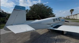 1967 Mooney M20F Aircraft