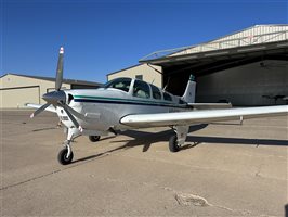 1968 Beechcraft Bonanza E33 Aircraft