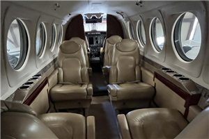 2005 Beechcraft King Air 200 B200